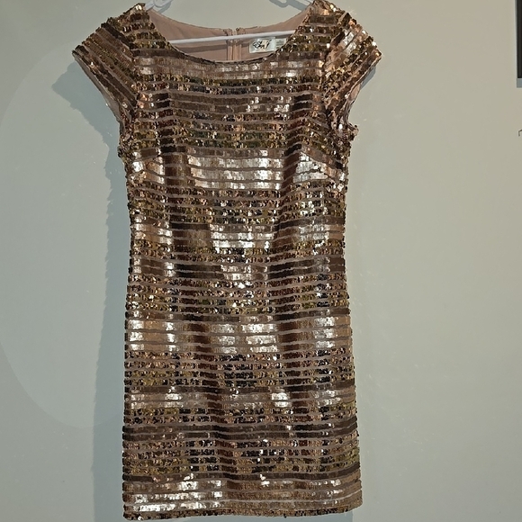 Eliza J Gold Sequin Sheath Mini Dress - Picture 1 of 6